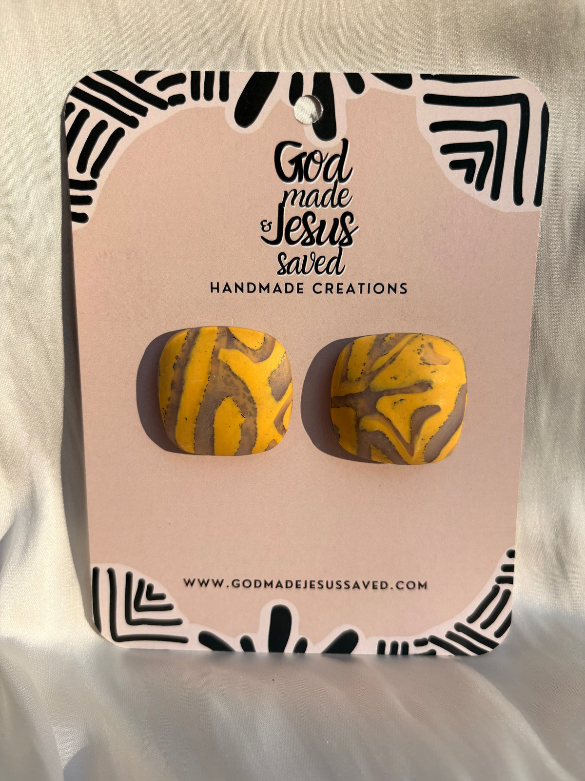 Sweeter Than Honey: Square Clip On Earrings