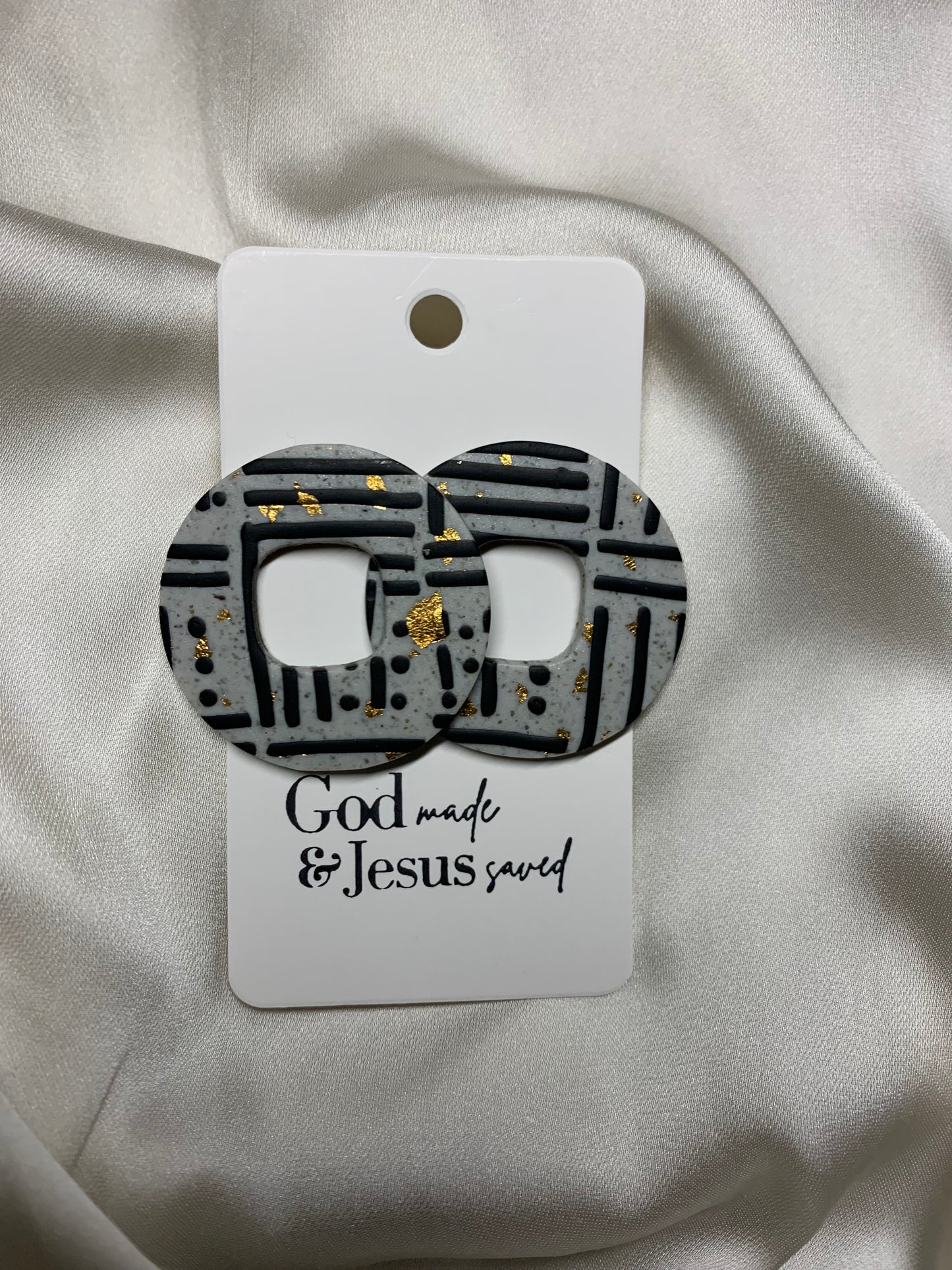 Pathways in Black & Gold: Medium Cirlces