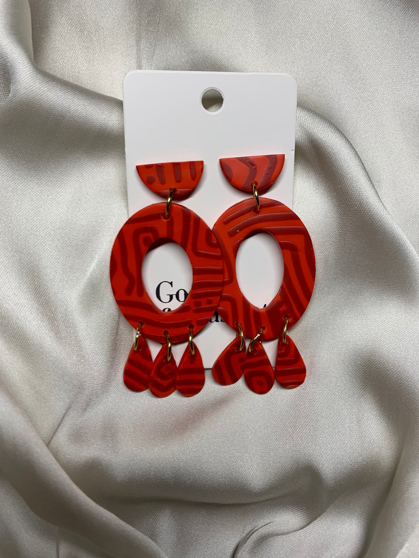 Pathways in Crimson: Dangles