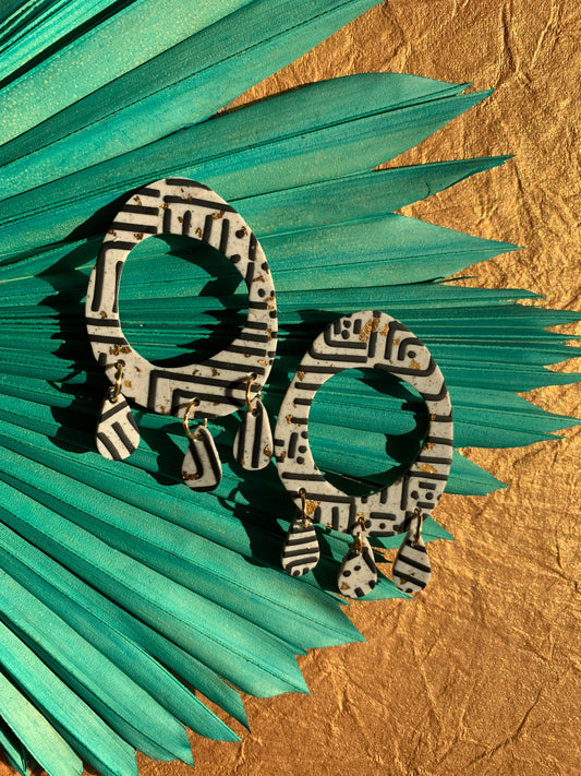 Pathways in Black & Gold: Large Dangles