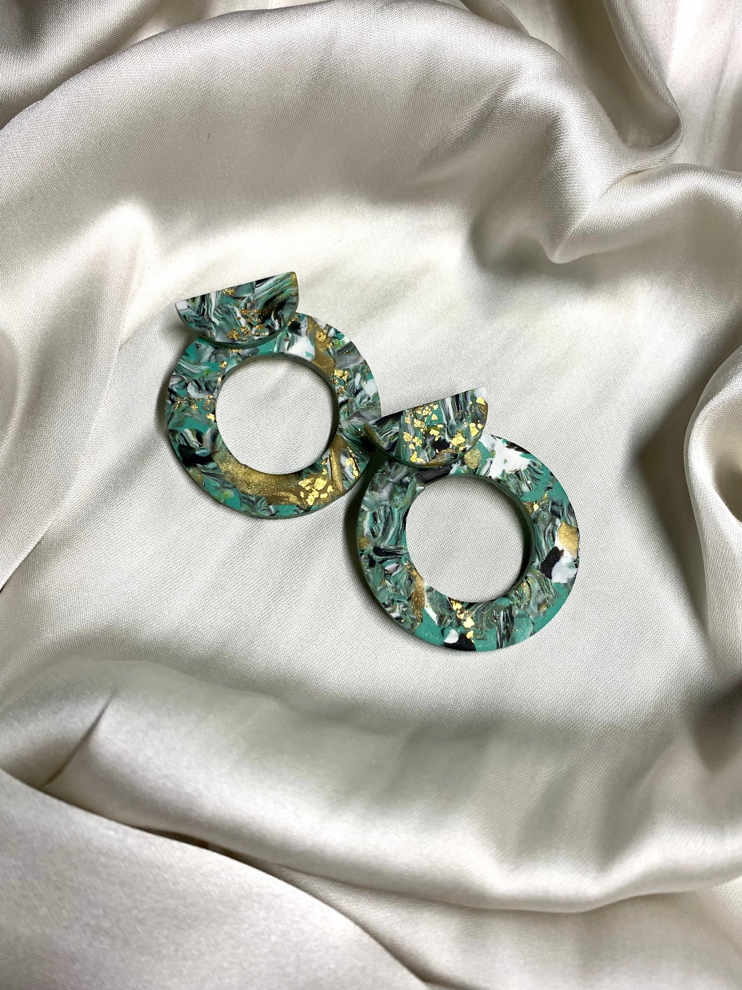 Splendor: Statement Hoops
