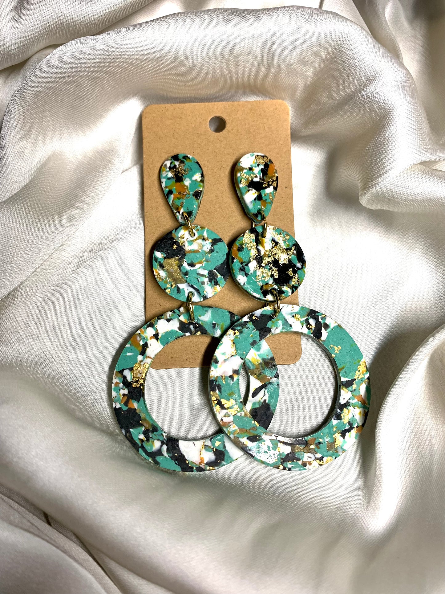 Splendor: Drop Earrings